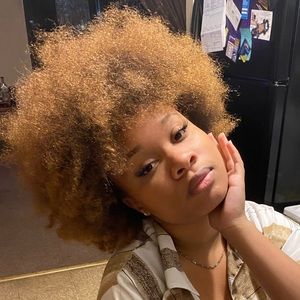 Meet your Posher, Kianna